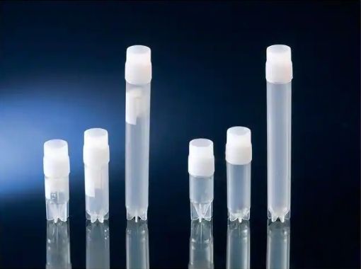 Nunc (R) Cryotube (R) Vials Sizes 1.8ml, carton 450