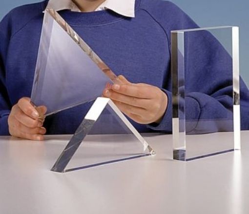 Picture of Prism, Triangle, Acrylic, Giant, 180x25mm Isosceles, 45x45x45 Deg