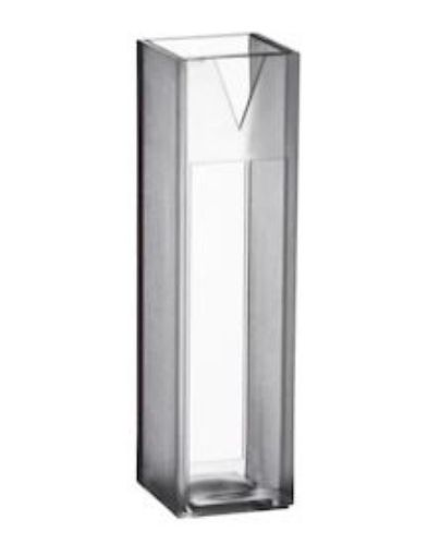 Picture of Eppendorf macro Vis Cuvette, plastic cuvette for measurements in the Vis range, max. filling volume 4,500 µL, 1,000 cuvettes (10 boxes × 100 cuvettes)