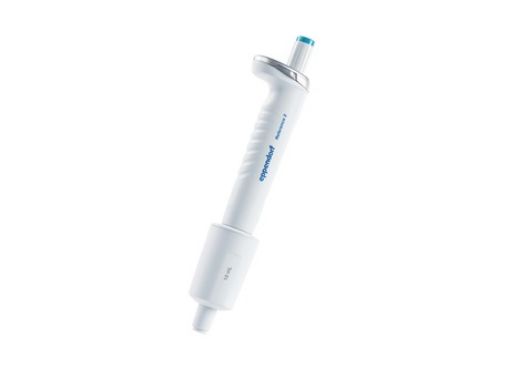 Picture of Eppendorf Reference® 2, 1-channel, variable, incl. epT.I.P.S.® sample bag, 1 – 10 mL, turquoise.