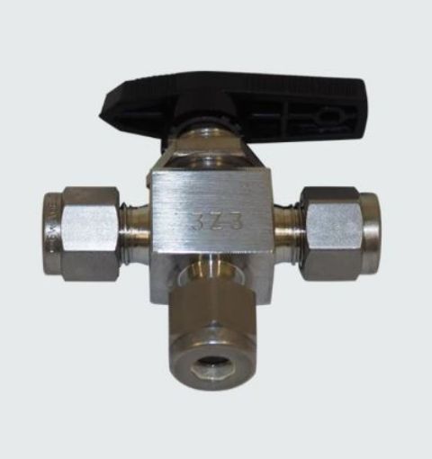 Picture of 3 way ball valve, 1/4", stainless steel